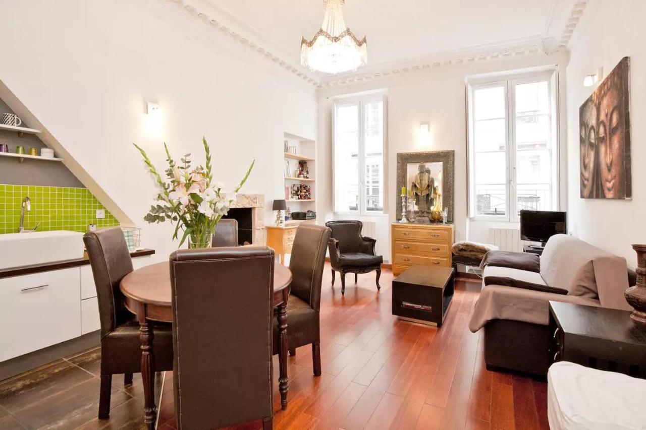 Romantic Apartment Close To Le Marais Париж Экстерьер фото